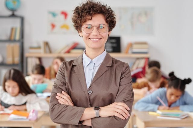Diseño web para centros educativos colegios guarderías escuelas infantiles institutos y academias