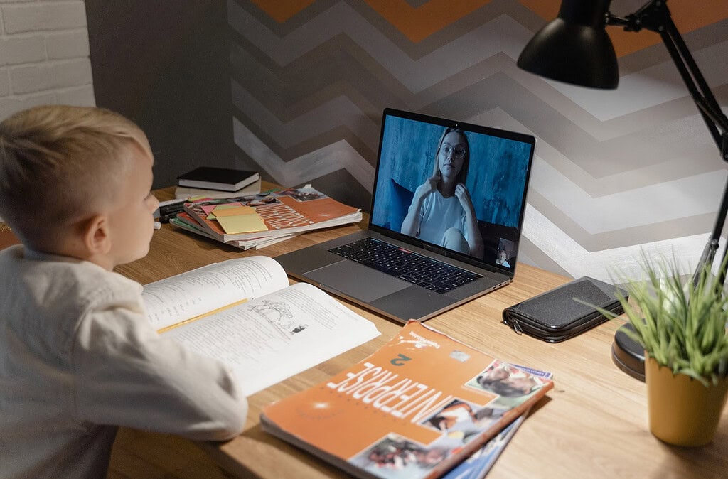 Plataformas para dar clases online: cuál elegir como profesor