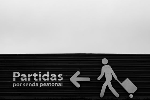 Traslado de dominio desde IONOS antiguo 1&1 con revisión de DNS hosting y correo